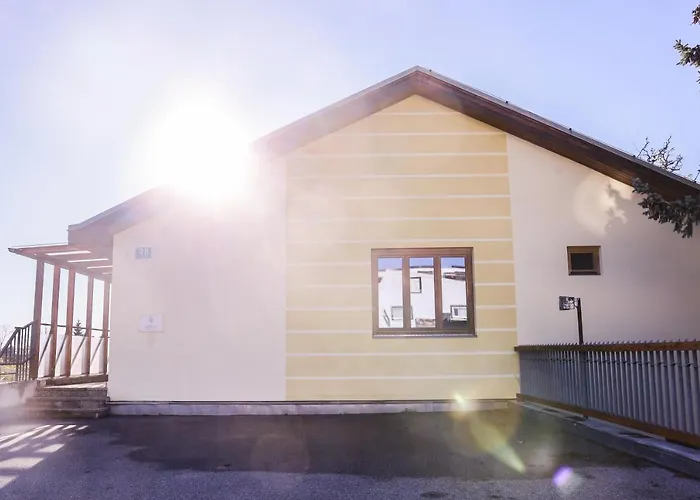 110m2 In Graz-saint Peter - Free Parking Apartment Graz